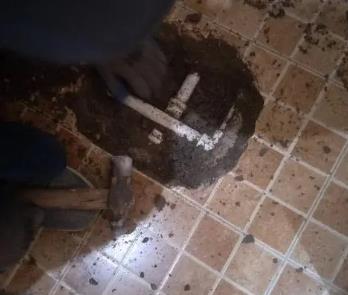 太原市卫生间漏水维修公司为您分享下卫生间渗水如何处理及注意事项